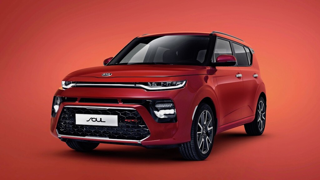 Новый kia soul 2023