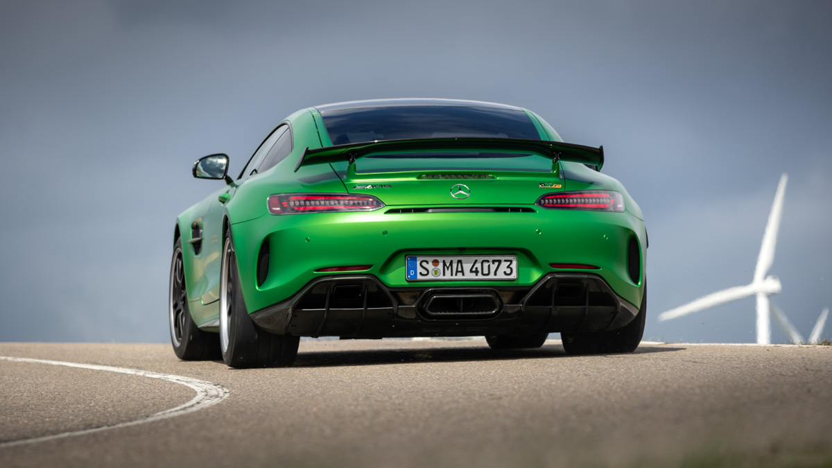 amg gt r