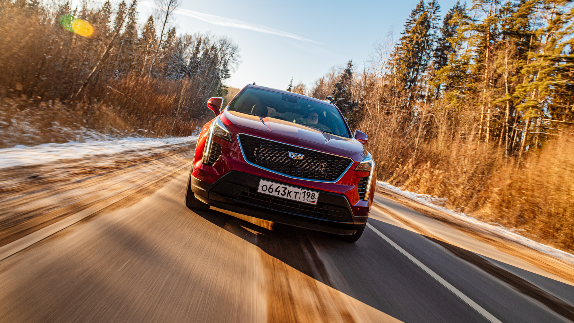 Тарахтя по-американски: тест первого в России Кадиллака с дизелем — XT4
