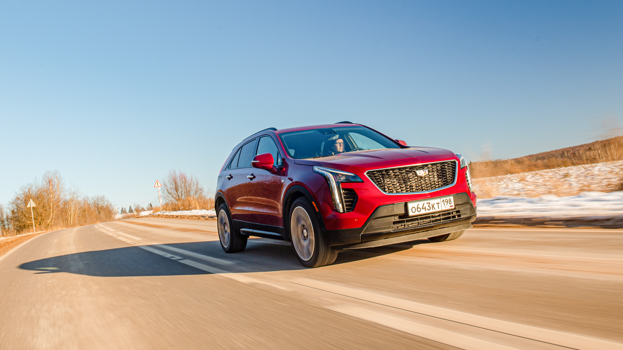 Тарахтя по-американски: тест первого в России Кадиллака с дизелем — XT4