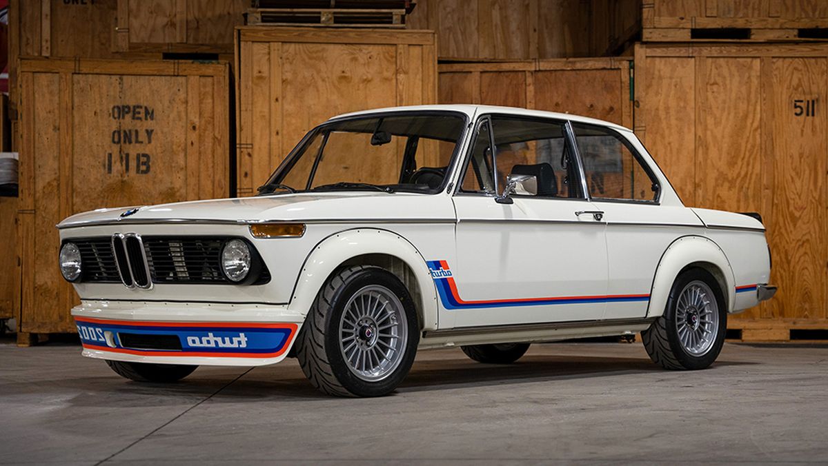 Bmw 2002 года