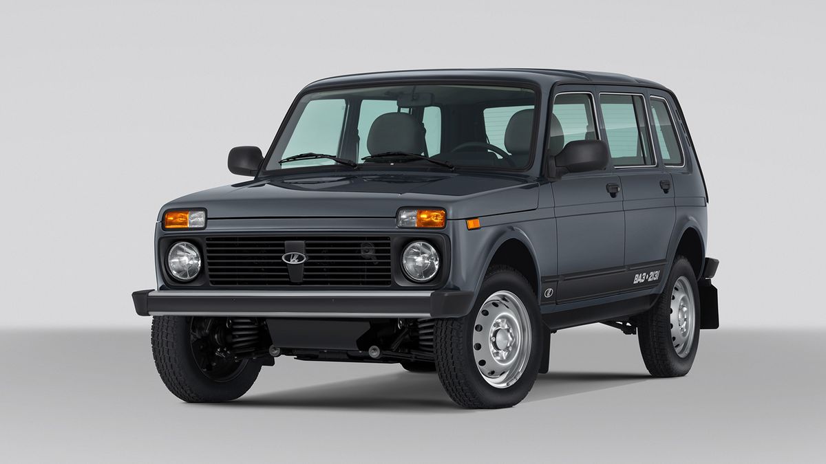 Внедорожник lada niva legend